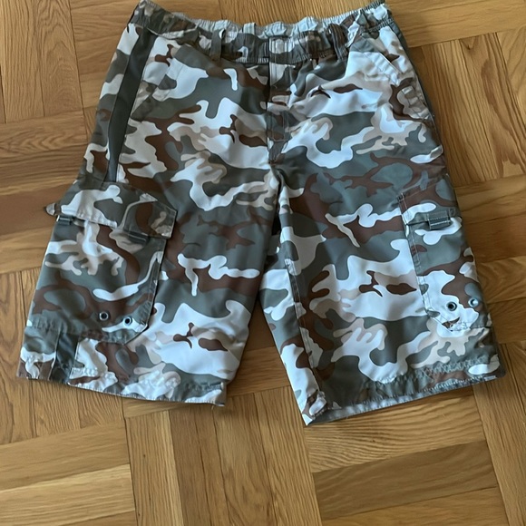 Type AP - 1 U. S. Surplus Men Short Size 16 1/2 “ & inseam is 12” - Picture 1 of 4